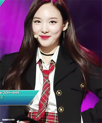 [트와이스] 체리 생각나는 우아하게때 나연이 | 인스티즈