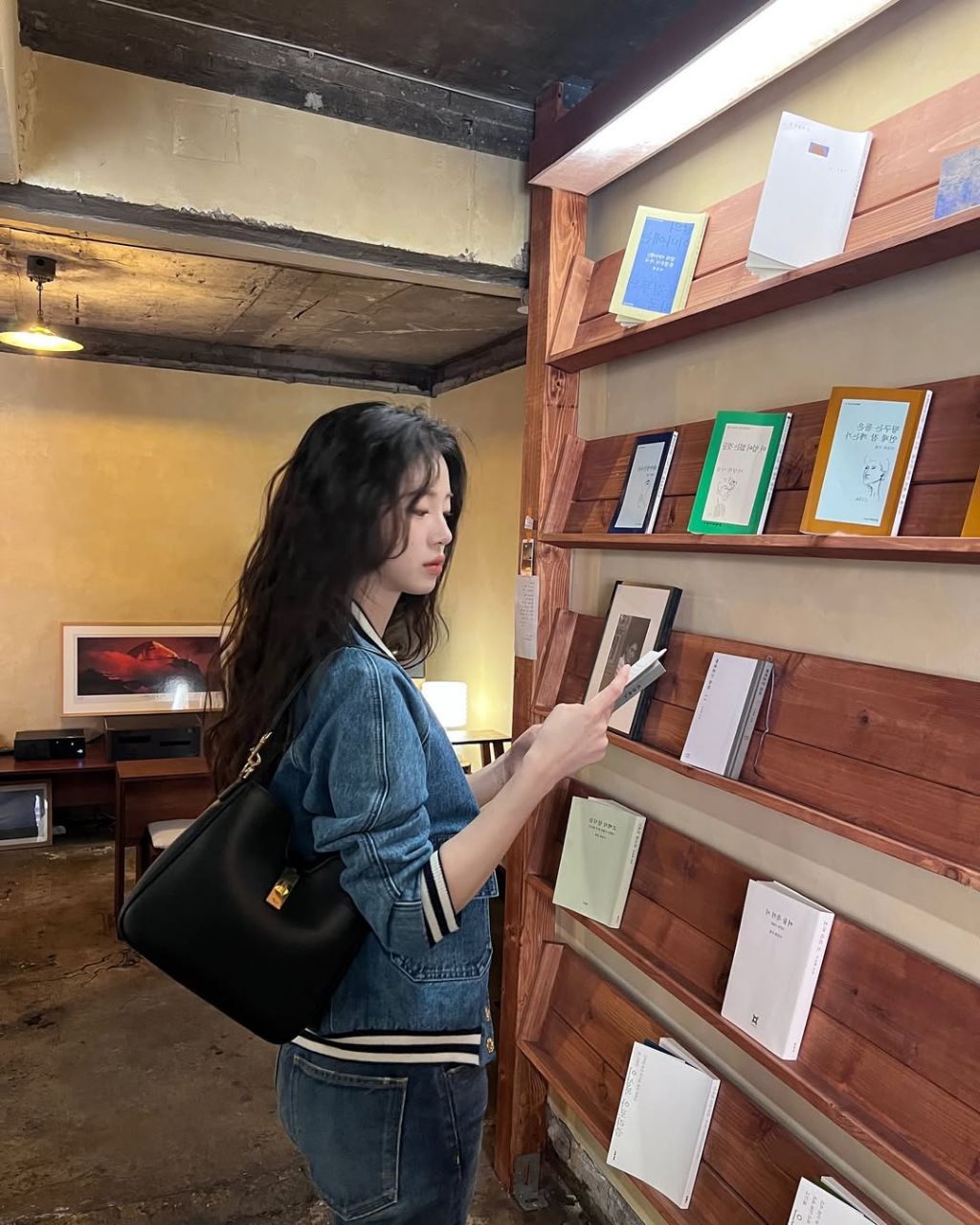 꽤 이쁘게 생긴 배우 신시아 | 인스티즈