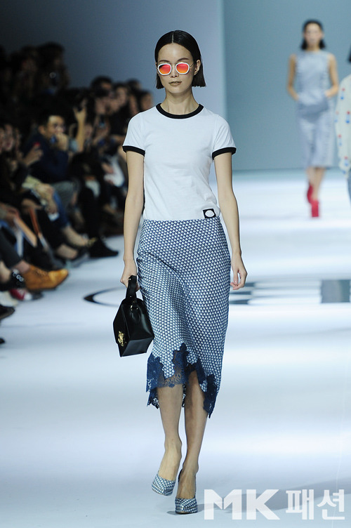  장윤주,송경아,한혜진 런웨이 위 사진 | 인스티즈