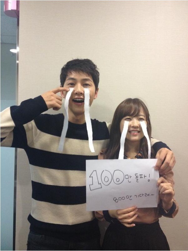 체구(덩치)가 정말 작은걸로 유명한 여자연예인 TOP3 (남자랑 키차이 체격차이...) | 인스티즈