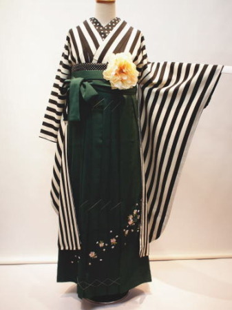 일본 쇼핑몰에서 파는 여대생들 졸업의상 | 인스티즈