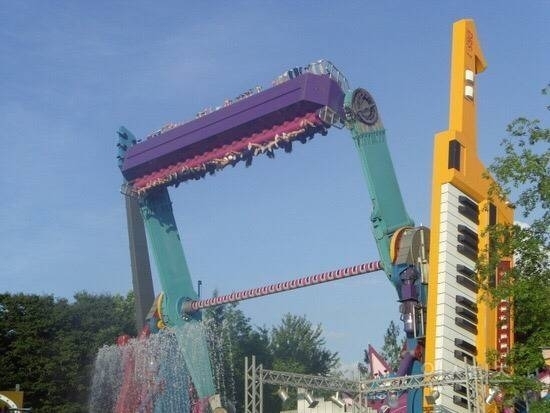 에버랜드 T 익스프레스보다 '탑승포기율' 높다는 놀이기구.GIF | 인스티즈