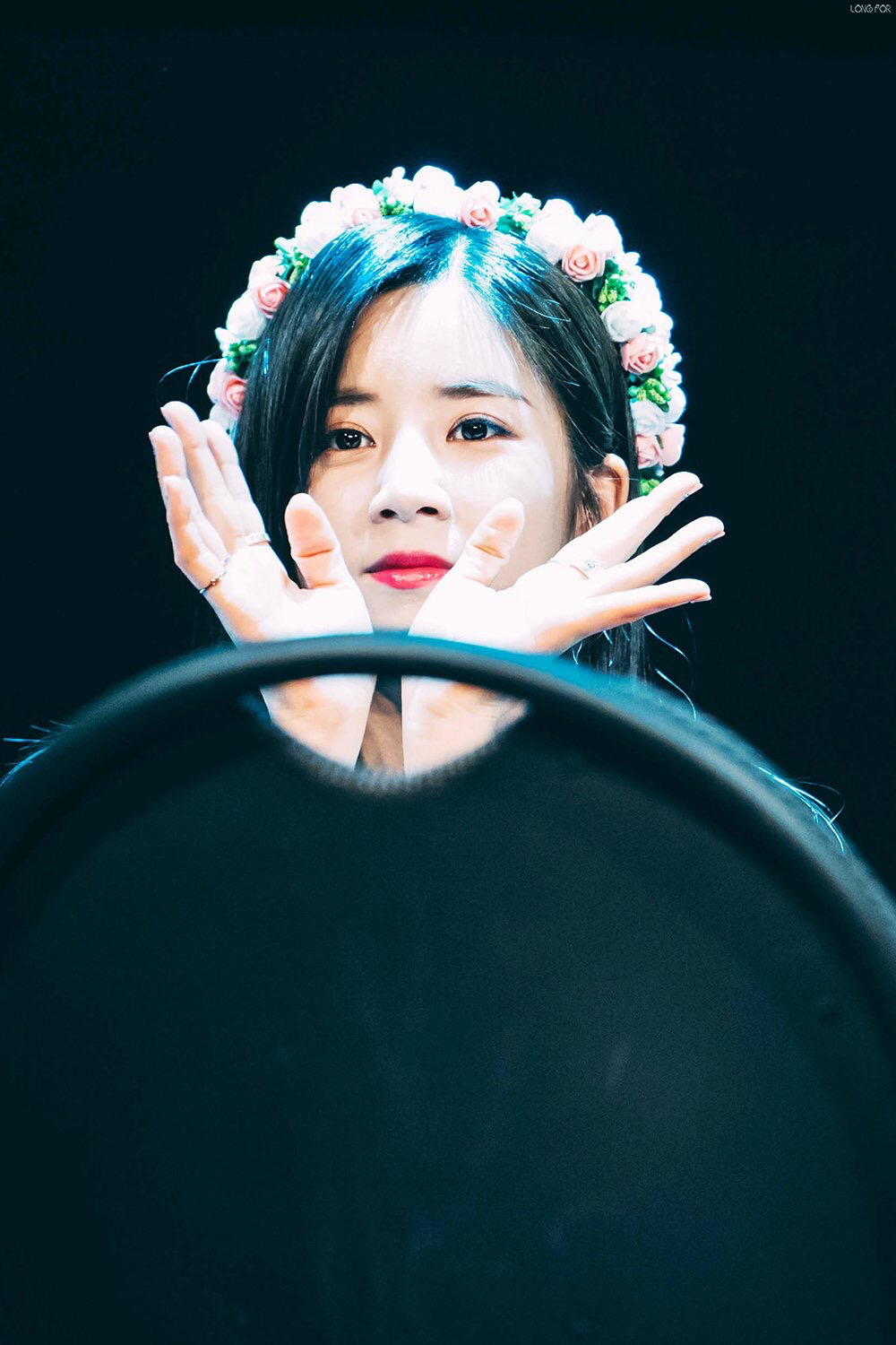 [에이핑크] 친한 형에게 같이 후쿠오카에 가자는 제의를 받게되서 박초롱 | 인스티즈