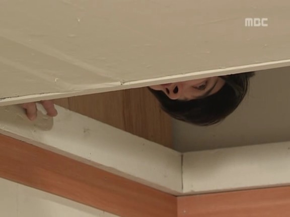 [거침없이하이킥] 옥탑방 봉 폐쇄령 내린 민용이 ㅋㅋㅋㅋㅋㅋ.jpg | 인스티즈