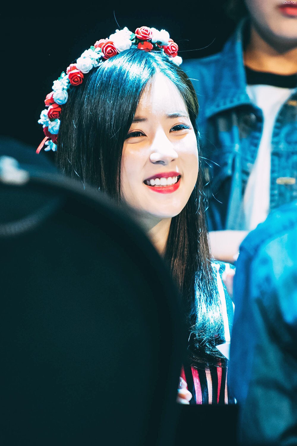[에이핑크] 친한 형에게 같이 후쿠오카에 가자는 제의를 받게되서 박초롱 | 인스티즈