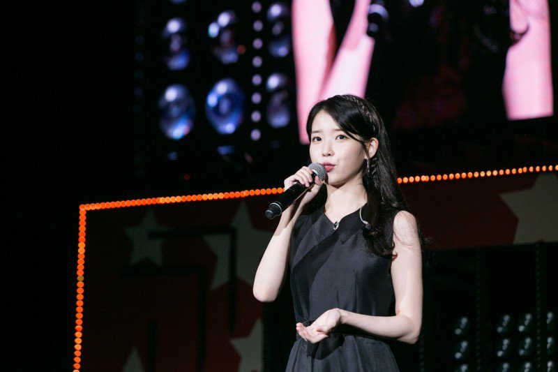 아이유 장발 vs 단발 | 인스티즈