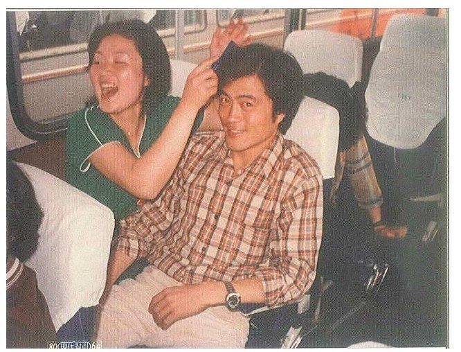 문재인 : 그의 죽음이 나를 정치의 길로 들어서게 했다 | 인스티즈