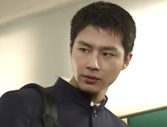 닮았다고 많이 언급되는 20대 시절 조인성 vs 현재 박보검 jpg | 인스티즈