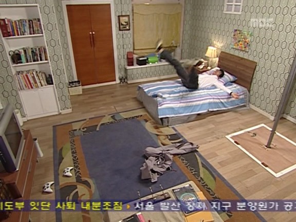 [거침없이하이킥] 옥탑방 봉 폐쇄령 내린 민용이 ㅋㅋㅋㅋㅋㅋ.jpg | 인스티즈