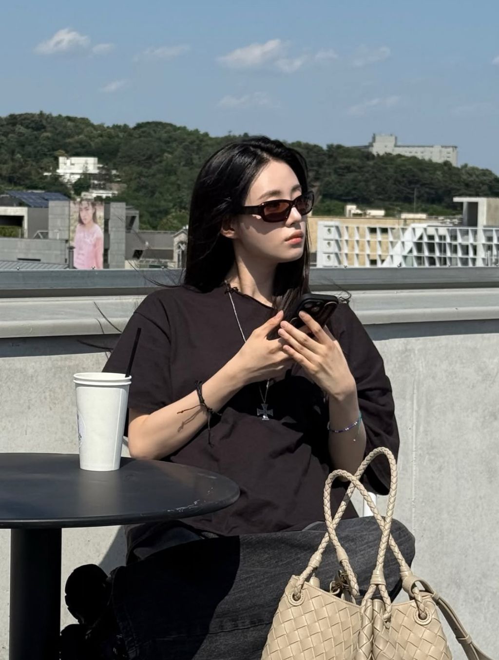 꽤 이쁘게 생긴 배우 신시아 | 인스티즈