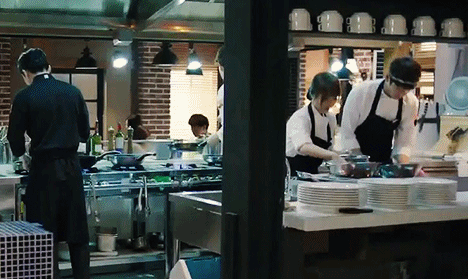 체구(덩치)가 정말 작은걸로 유명한 여자연예인 TOP3 (남자랑 키차이 체격차이...) | 인스티즈