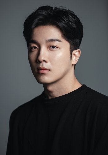 밥먹고 나서 들으면 안되는 가수가 누군지 알아? | 인스티즈