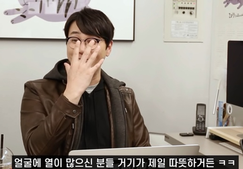 고양이가 사람을 밟고 지나가는 이유 | 인스티즈