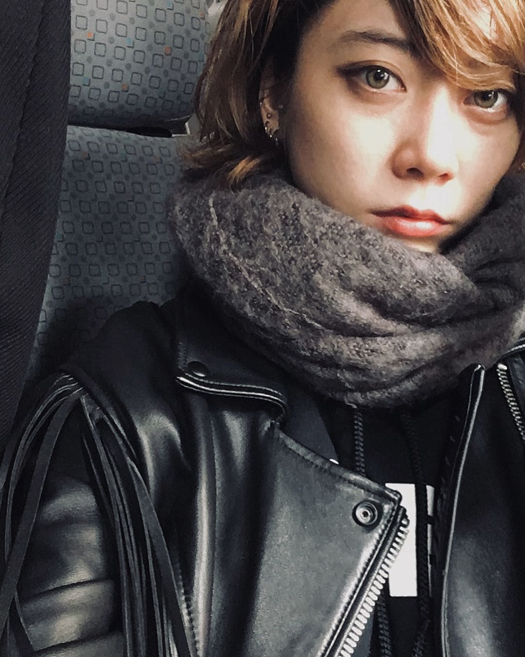 선천적으로 세계에서 가장 희귀하다는 초록눈을 가진 일본 모델 | 인스티즈