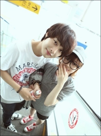 연예인커플 못지않게 핫한 얼짱커플들 (feat.중고딩) | 인스티즈