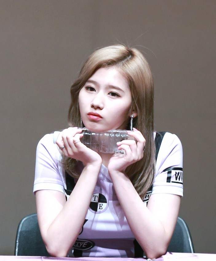 [트와이스] 사나없이 사나마나 사나 짤모음.jpg | 인스티즈