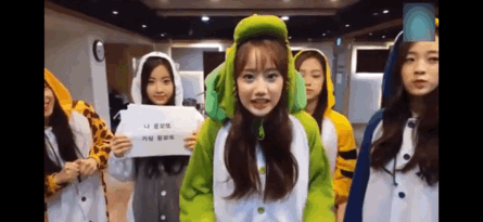 현주 따라하며 꼽주는 에이프릴 멤버들(상큼상큼자몽~) | 인스티즈