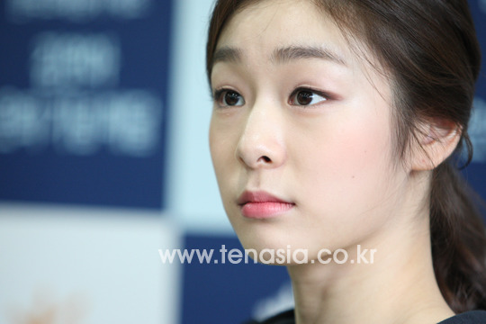 가까이서 보면 더 예뻐지는 사람들 ㄷㄷ | 인스티즈