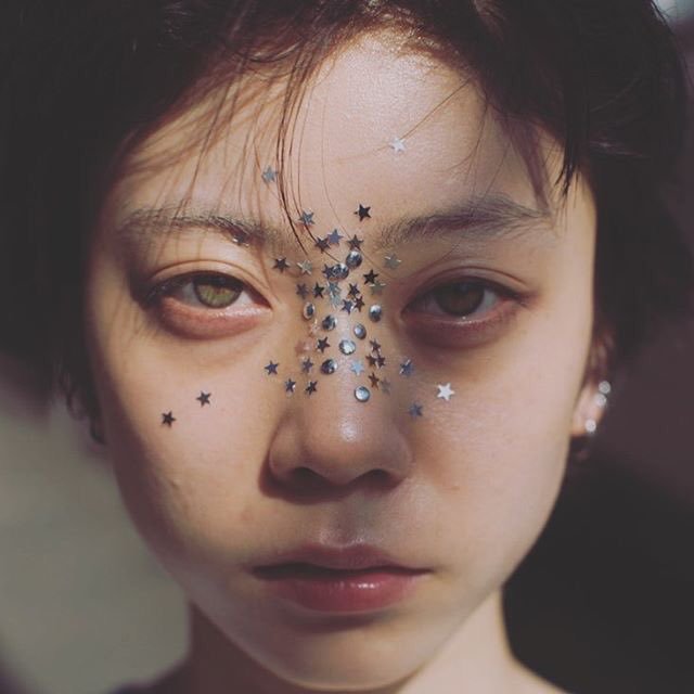 선천적으로 세계에서 가장 희귀하다는 초록눈을 가진 일본 모델 | 인스티즈