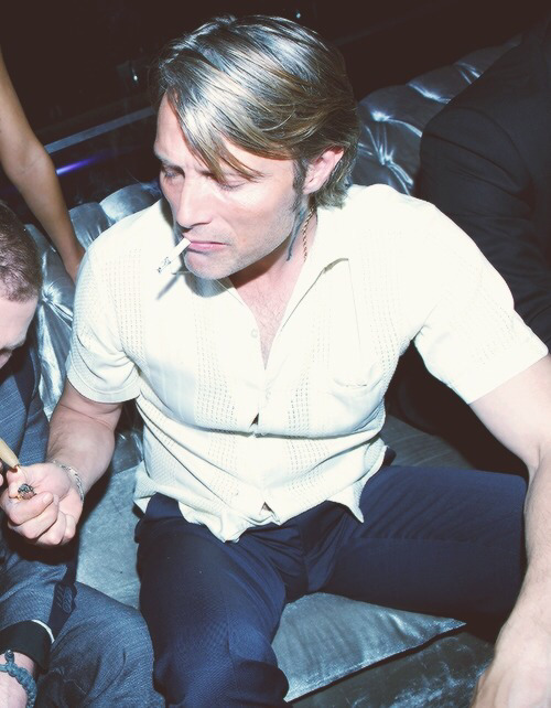 악역이 매력적인 영화 찰리 컨트리맨의 나이젤 (매즈 미켈슨) | 인스티즈