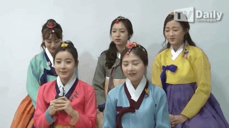 현주 따라하며 꼽주는 에이프릴 멤버들(상큼상큼자몽~) | 인스티즈