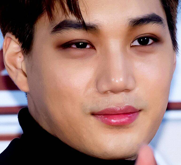 연예인들의 현실적인 피부.jpg | 인스티즈