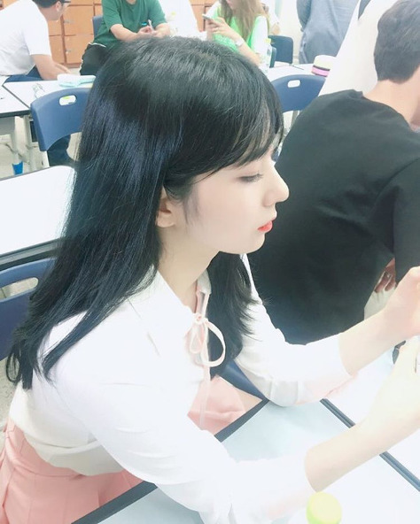 여자 아이돌 옆모습 | 인스티즈