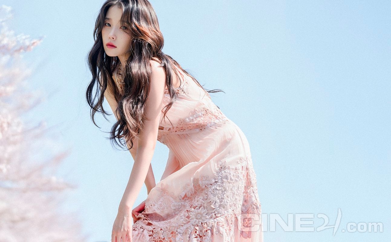 아이유가 쉬지 않고 열일하는 이유에 대한 인터뷰 내용 | 인스티즈