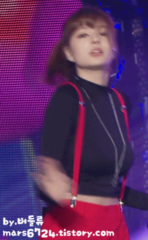 흔한 98년생 아이돌의 몸매.gif | 인스티즈