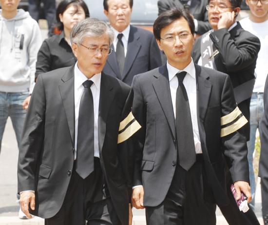 문재인 : 그의 죽음이 나를 정치의 길로 들어서게 했다 | 인스티즈