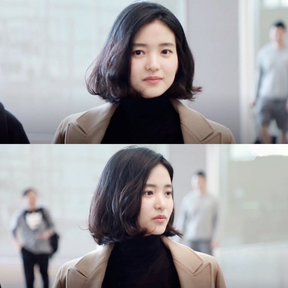 단발로 스타일 바꾼 김태리.gif | 인스티즈
