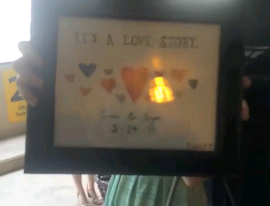 테일러 스위프트의 팬 결혼식 뒷풀이 찾아가는 브이로그 캡쳐 | 인스티즈