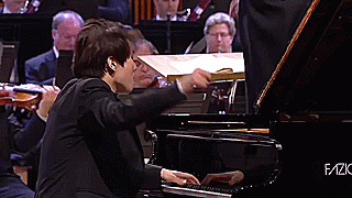 2020년 쇼팽콩쿠르에 걸릴 조성진 사진 (feat. 2015 쇼팽콩쿠르 우승자) | 인스티즈