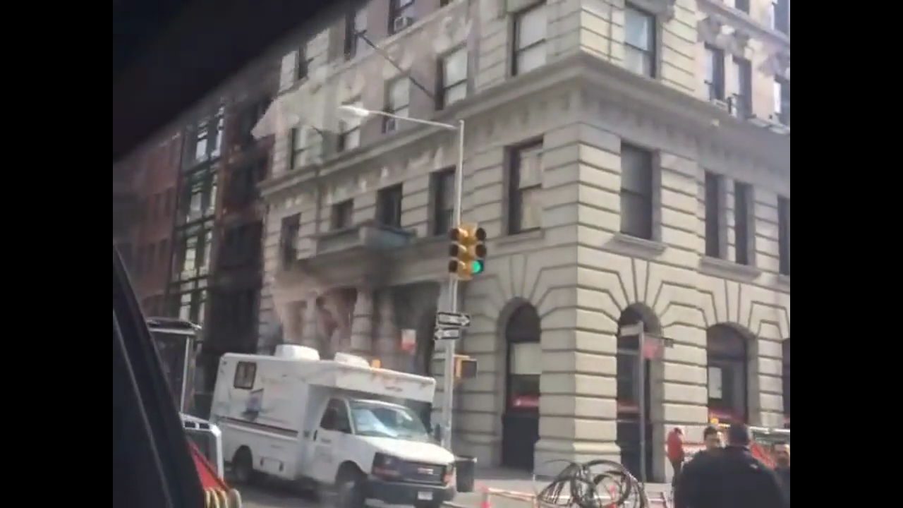 테일러 스위프트의 팬 결혼식 뒷풀이 찾아가는 브이로그 캡쳐 | 인스티즈