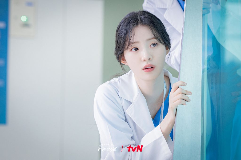 꽤 이쁘게 생긴 배우 신시아 | 인스티즈