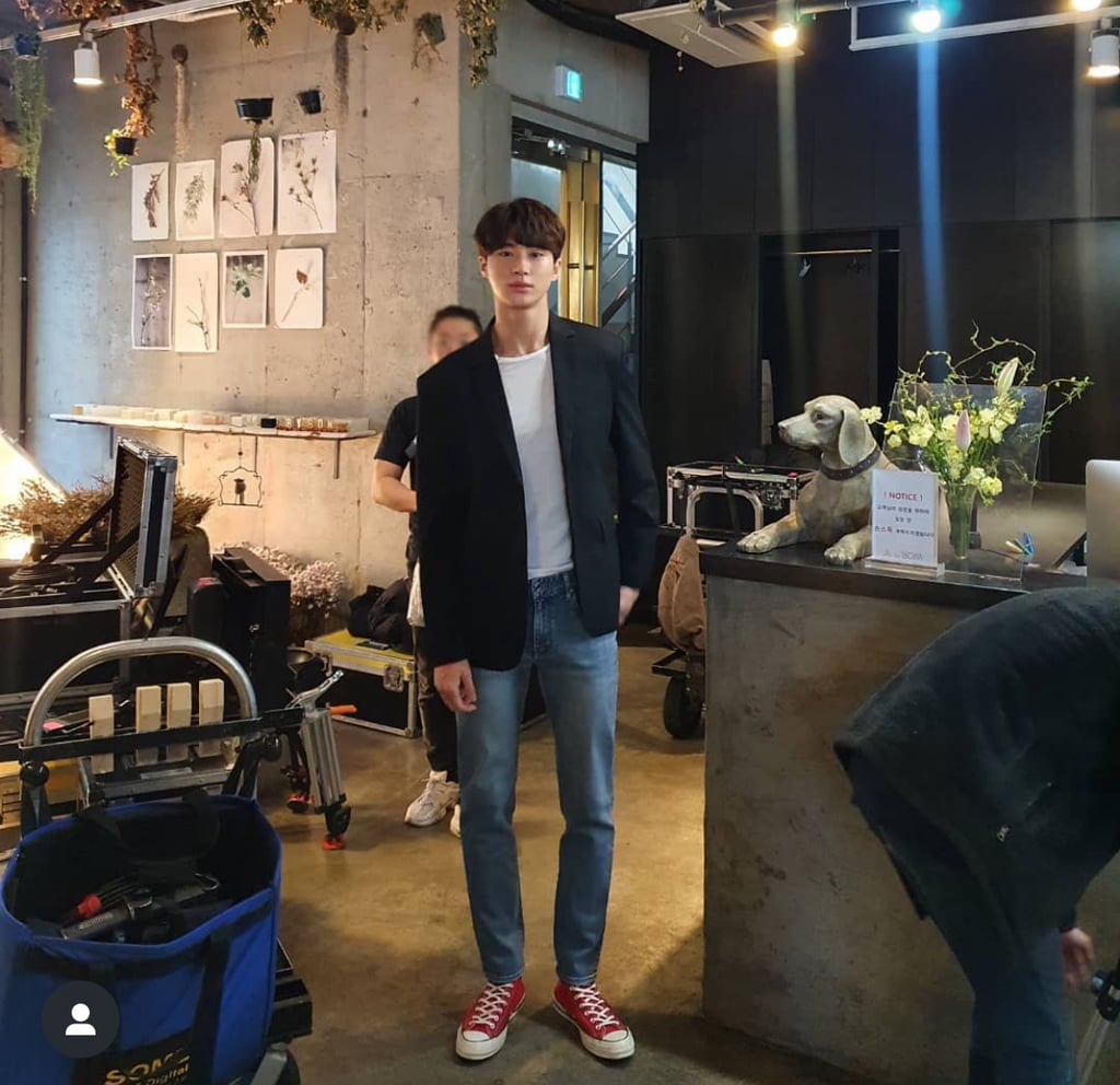 요즘 하루아침에 여자들에게 스타가된 배우 변우석 과거사진과 현재.jpg | 인스티즈