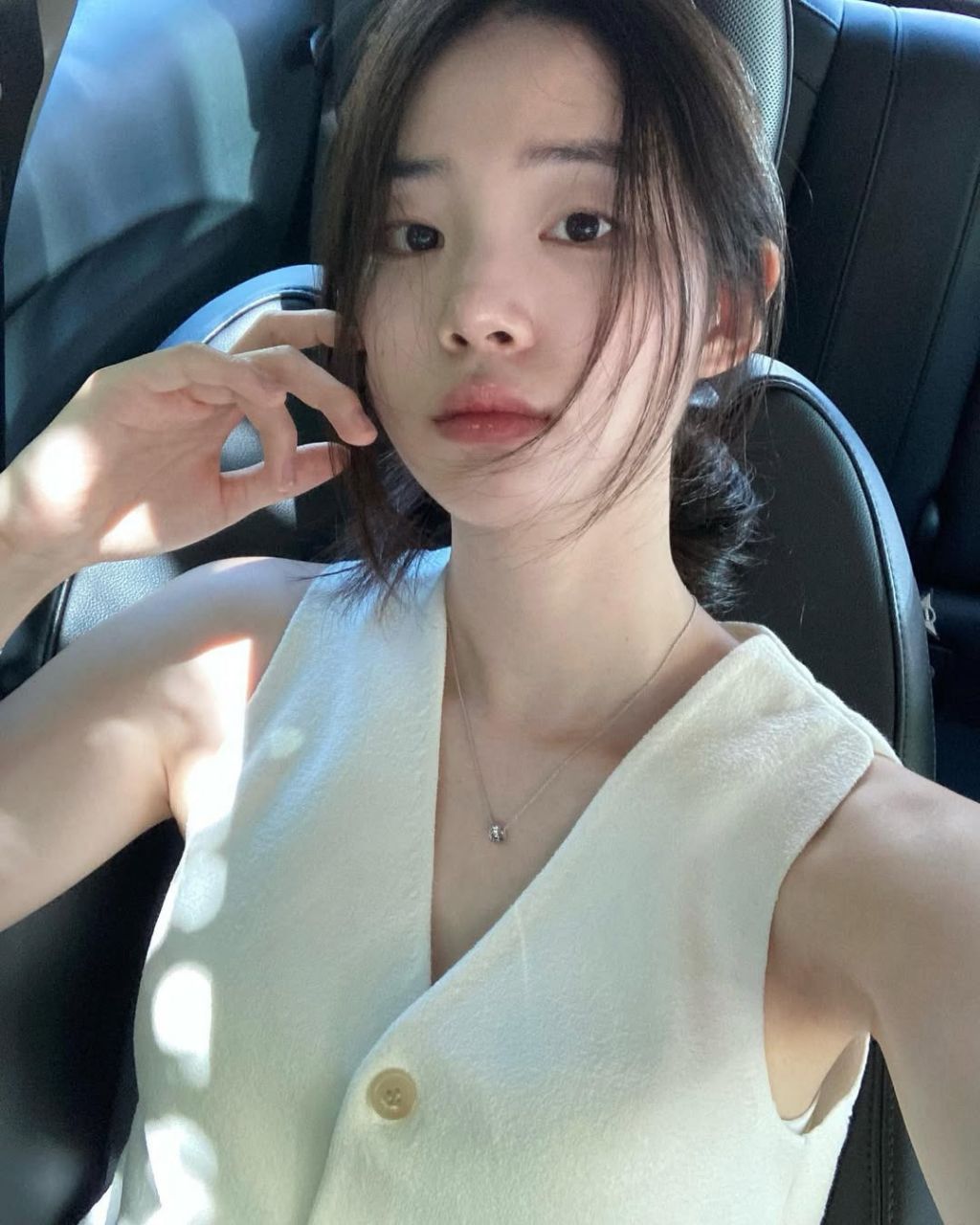 꽤 이쁘게 생긴 배우 신시아 | 인스티즈