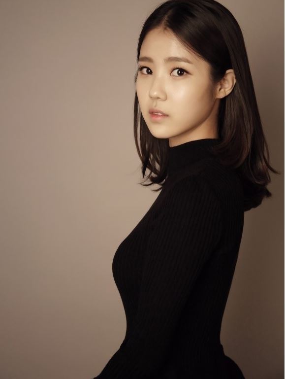 신인 여배우 윤영경 | 인스티즈