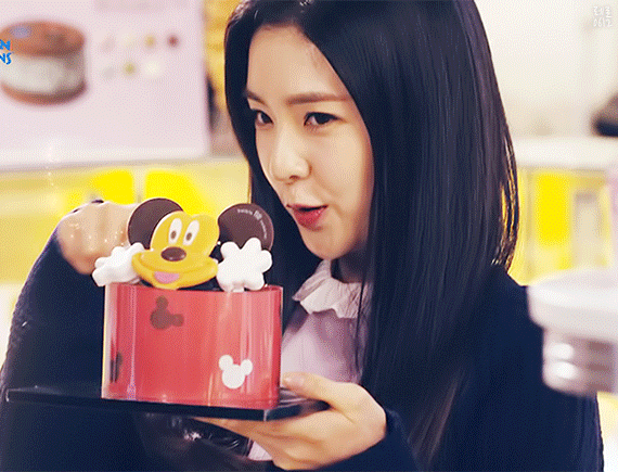 흑발하면 더 이쁜 아이린.gif | 인스티즈