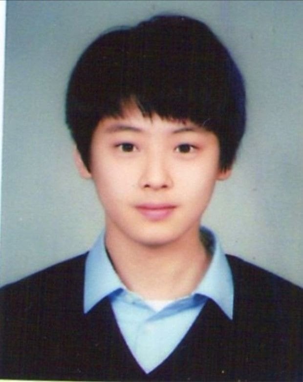 새로 뜬 차은우 초등학교 과거사진.jpg | 인스티즈