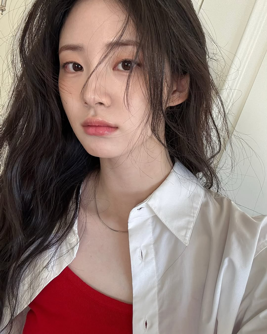 꽤 이쁘게 생긴 배우 신시아 | 인스티즈