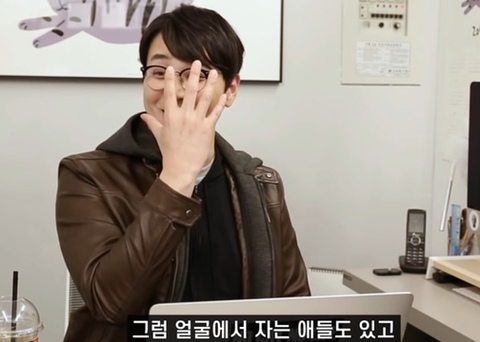 고양이가 사람을 밟고 지나가는 이유 | 인스티즈