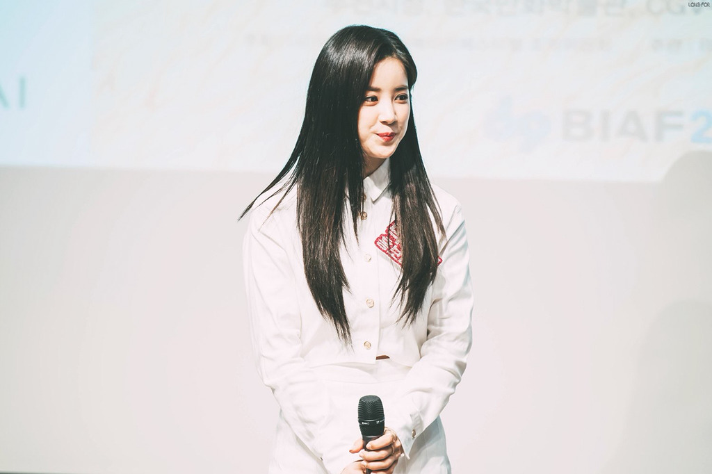 [에이핑크] 친한 형에게 같이 후쿠오카에 가자는 제의를 받게되서 박초롱 | 인스티즈