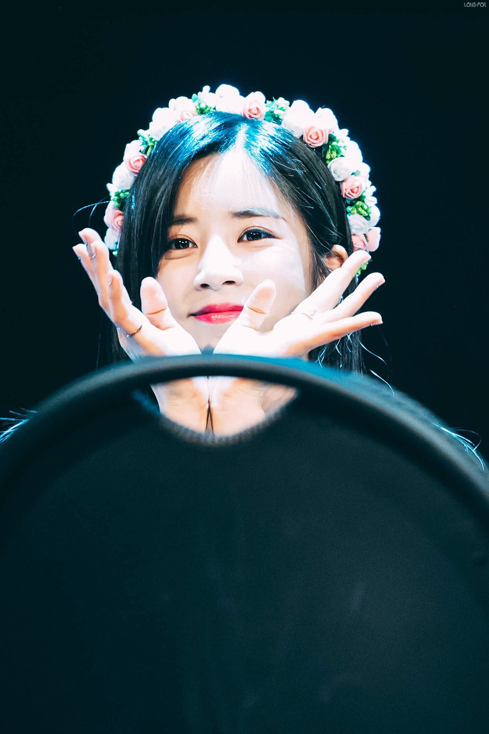 [에이핑크] 친한 형에게 같이 후쿠오카에 가자는 제의를 받게되서 박초롱 | 인스티즈