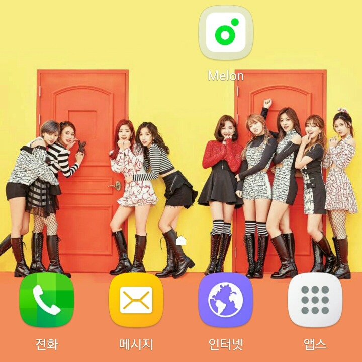 집에서 콘서트장 느낌나게 노래 듣는 방법 | 인스티즈