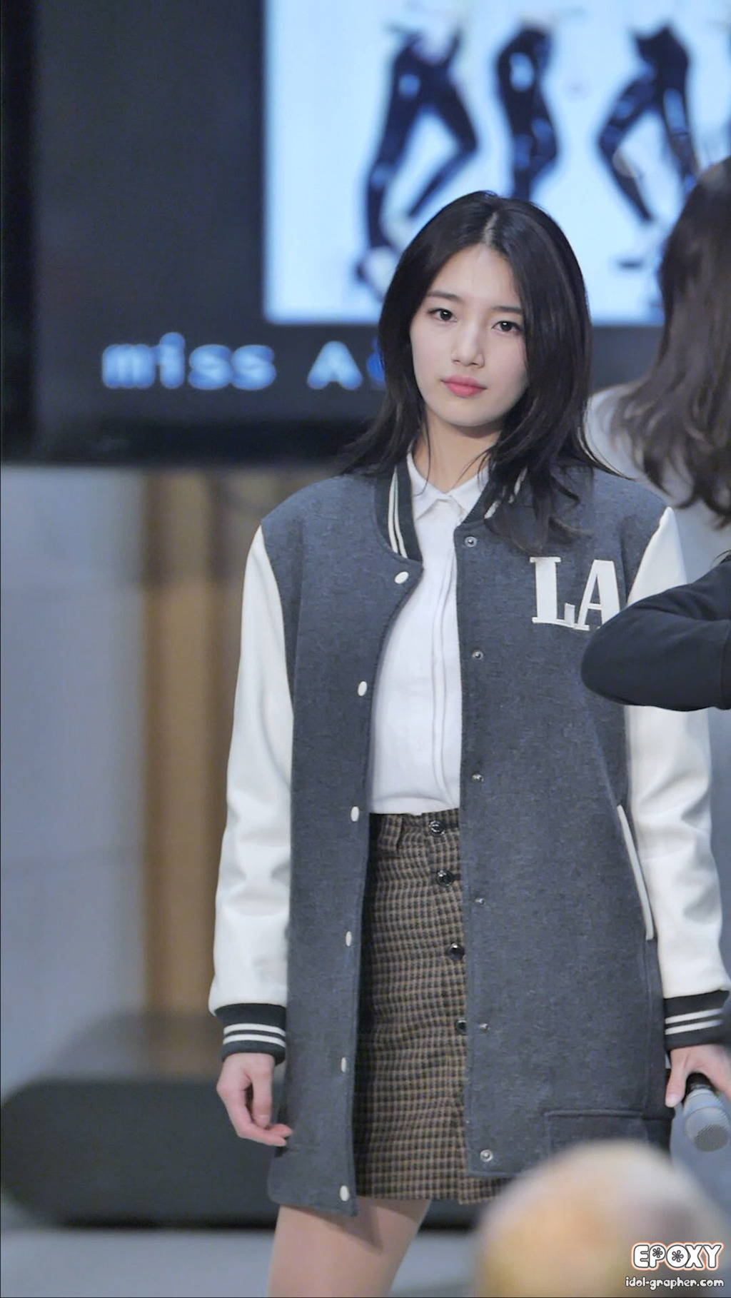 생각보다 사람들이 잘 모르는 수지 레전드 직캠 | 인스티즈