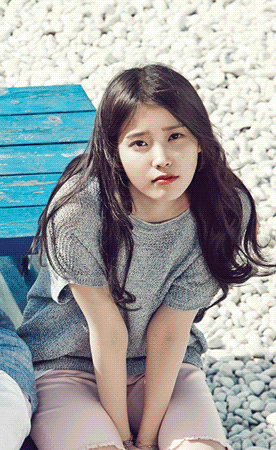 지안이를 만난 아이유 (나의 아저씨) .gif | 인스티즈