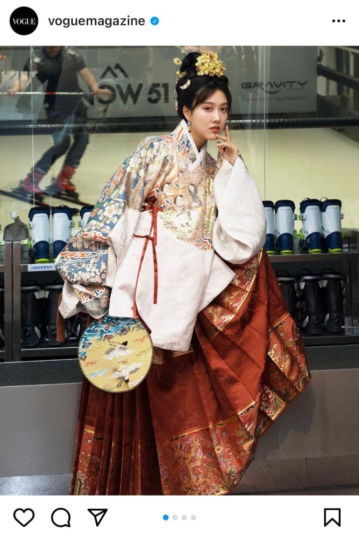 중국 전통옷이랍시고 한푸 사진올린 보그 인스타그램 | 인스티즈