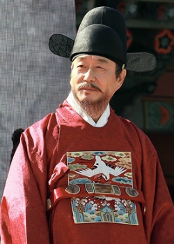 이정재 김남길 의외의 캐미에 헌정하는 너무 뻔한 스토리의 사극 영화.txt | 인스티즈