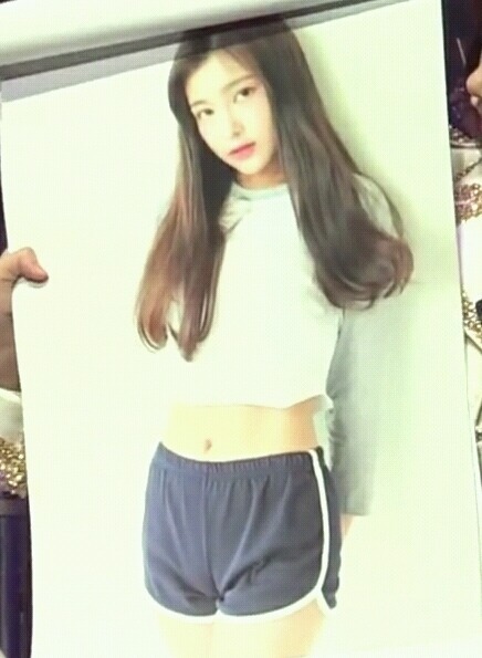 로타랑 작업한 로리타, 에페보필리아 콘셉트 & 관련 연예인 | 인스티즈